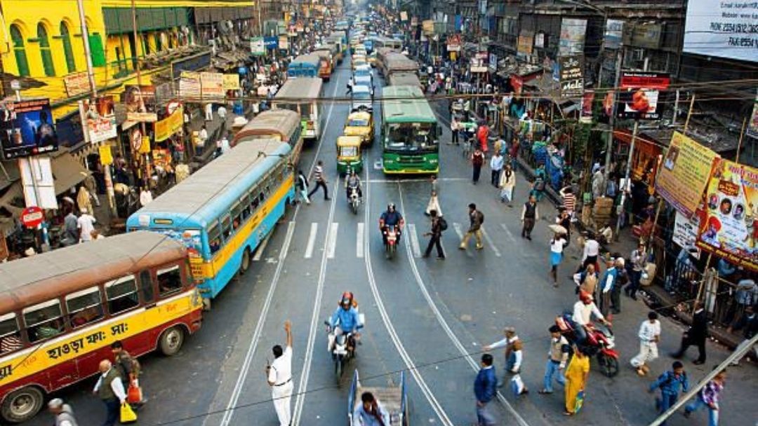 Quirks Of Indian Life: 15 Things You Can Do In India, But Never Abroad